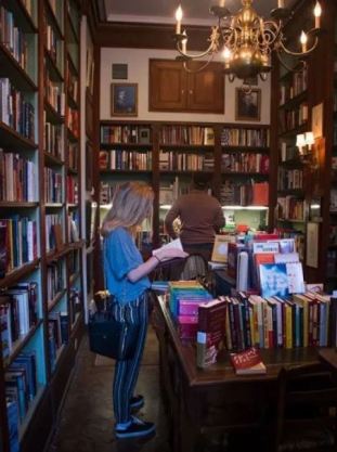 Faulkner House Bookstore New Orleans interior