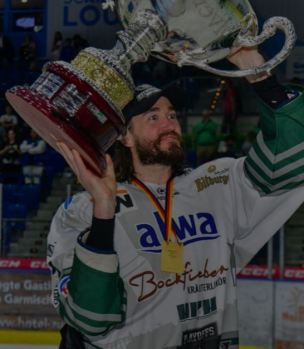 Justin Kelly Hockey Player