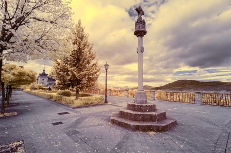 Pamplona Infrared Timelapse Travel Video by Martin Zalba 2019