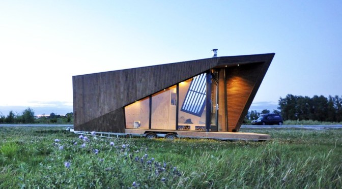 Future Of Homebuilding: “Makatita” By Liberté Tiny Houses “Maximizes Light”