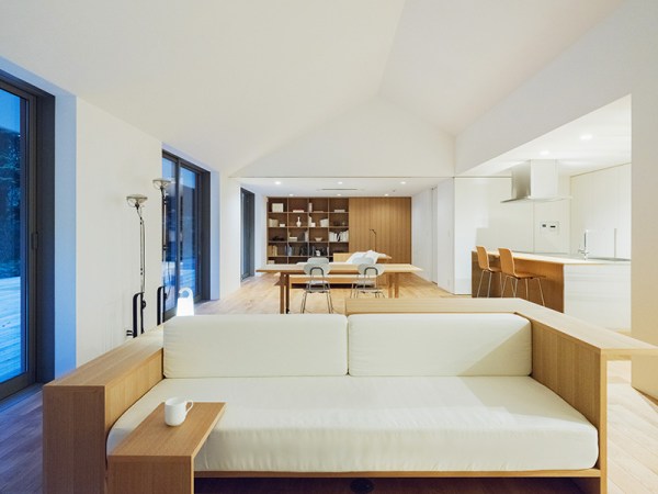 MUJI-House-yo-no-ie-inside image from Ryochin Keikaku 2019