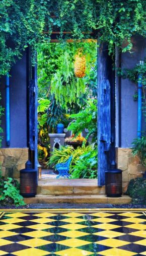 Bill Bensley - Bangkok bungalow in Architectural Digest April 3 2020