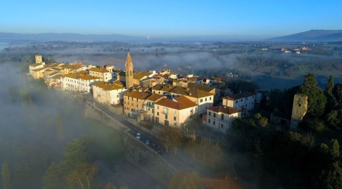 Top New Travel Videos: ‘Early Morning Fog’ Near Laterina In Tuscany, Italy