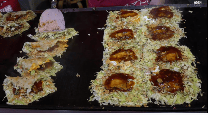 Top Street Foods Video: ‘Osaka Pizza’ In Japan (2020)