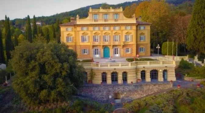 Italian Estate Video Tour: ‘Villa Fatti’ In Tuscany