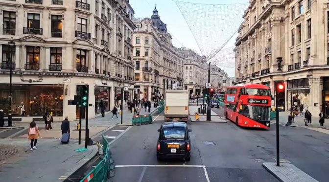 Travel Video: ‘Double-Decker Bus Tour’ -Big Ben, Trafalgar Square, London