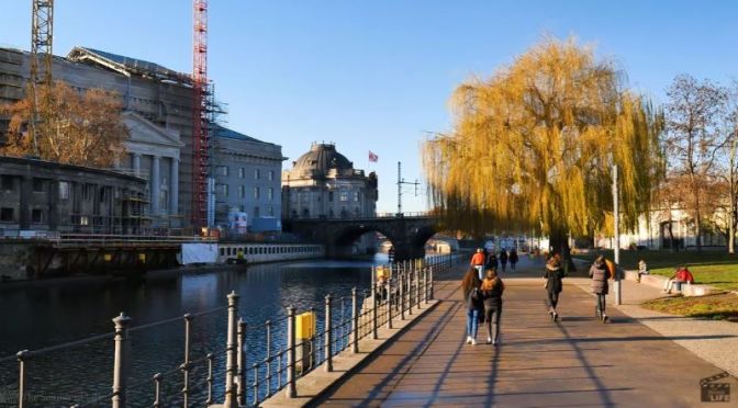 Walking Tour: ‘Spree River In Berlin, Germany’ (Video)