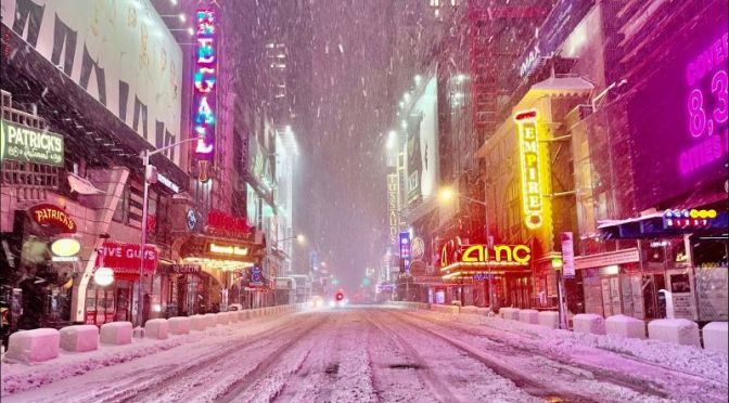 Walking Tours: ‘New York City’ In Snowstorm (Video)