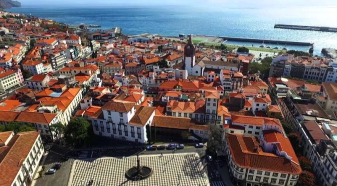 Walks: Gardens & Streets Of Funchal, Madeira (2022)