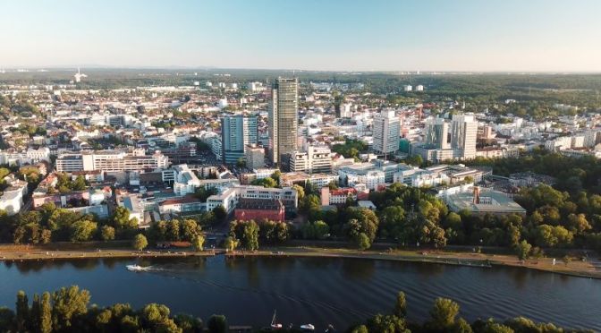Walks: ‘Offenbach – Germany’ (4K Video)
