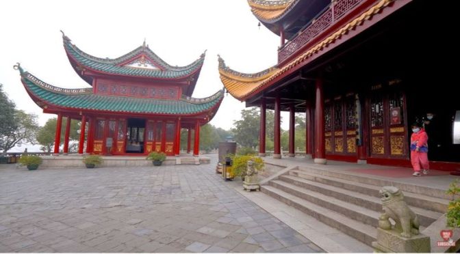 Walks: ‘Yueyang Tower, Hunan, China’ (4K Video)