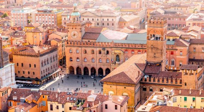 Walking Tour: ‘Bologna – Italy’ (4K UHD Video)