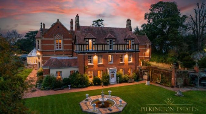 Historic English Manors: ‘Chanters House’ In Devon, “Cromwell & Coleridge”