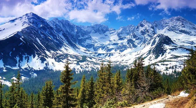 Aerial Views: ‘Carpathian Mountains, Europe’ (Video)