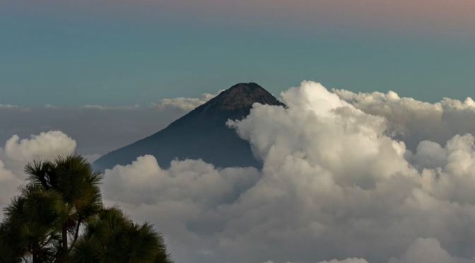 Views: Mexico, Guatemala & Reunion Island (Video)