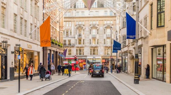London Views: ‘Mayfair – Scandal To Romance’