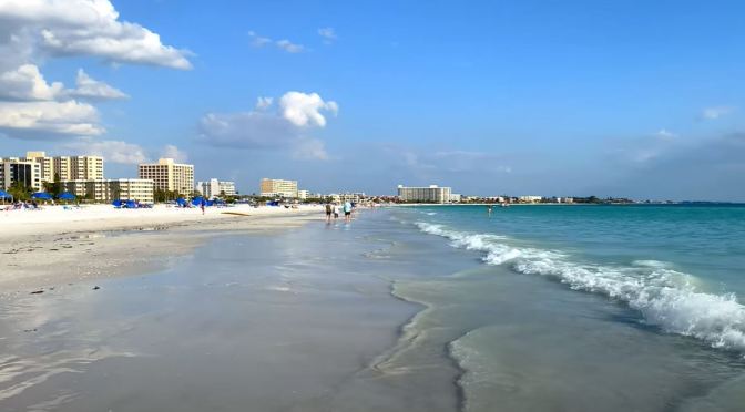 Ocean Walks: ‘Siesta Key Beach – Florida’ (4K Video)