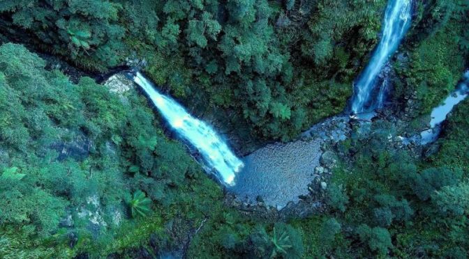 Aerial Views: ‘Coomera Falls – Australia’ (4K)