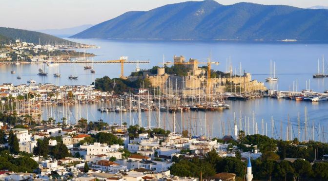 Travel Tour: Top 10 Places To Visit In Turkey (Video)