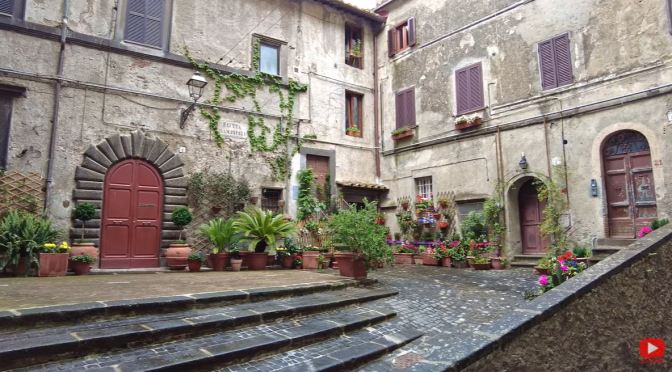 Village Walks: Bracciano – Central Italy (4K Video)