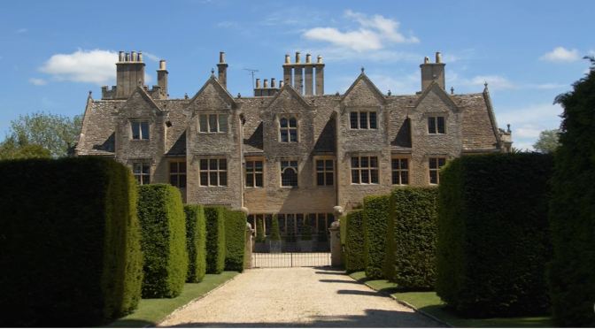 Cotswolds Walks: Shipton -Under-Wychwood (Video)