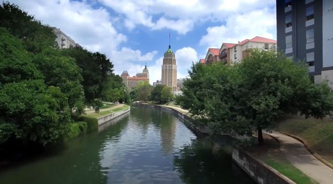 Aerial Views: San Antonio – Central Texas (4K Video)