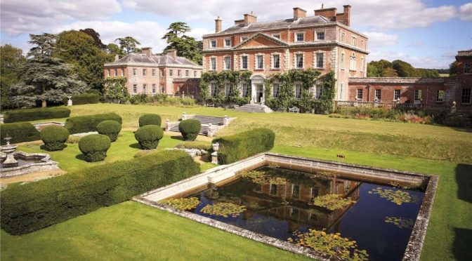 English County Estates: Trafalgar Park, Salisbury