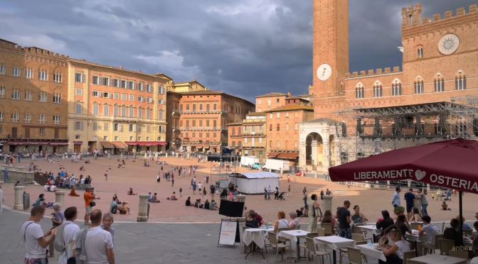 Walking Tour: Siena in Tuscany, Northern Italy