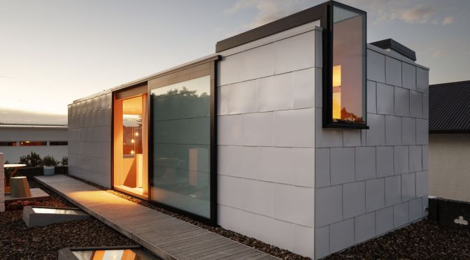 Home Tour: ‘Menzies Pop’ In Sumner, New Zealand