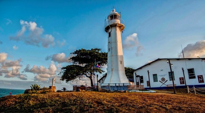 Walks: Lighthouse Beach, Espirito Santo, Brazil (4K)