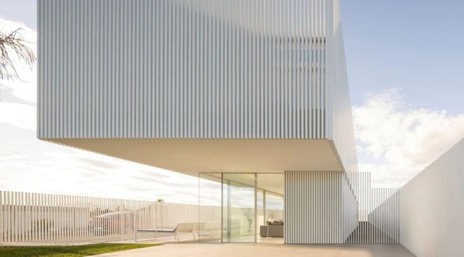 New Architecture: Piera House In  Burriana, Spain