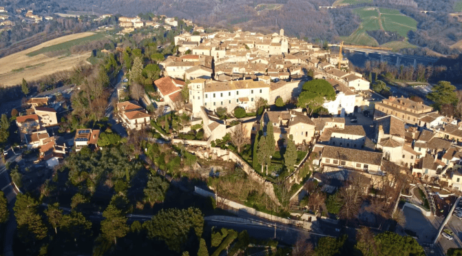 Italian Village Walks: San Gemini In Umbria (4K)