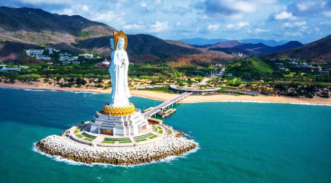 Walking Tour: Sanya On Hainan Island In China (4K)