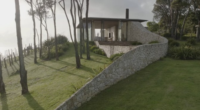 Tours: Waiheke House In Auckland, New Zealand
