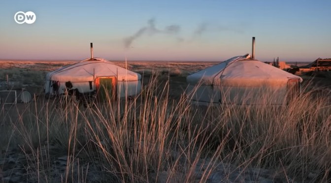 Culture: A Nomadic Life In The Gobi Desert, Mongolia