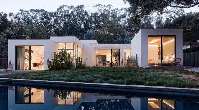 Design: Rustic Canyon House In Los Angeles