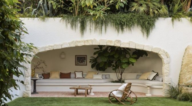 Landscape Design: Tour Of Boulder House In Sydney