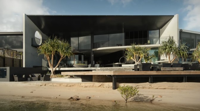 Design Tour: Carwoola Residence In Queensland