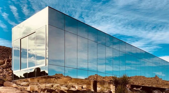 Design: ‘Invisible House’ In Joshua Tree, California